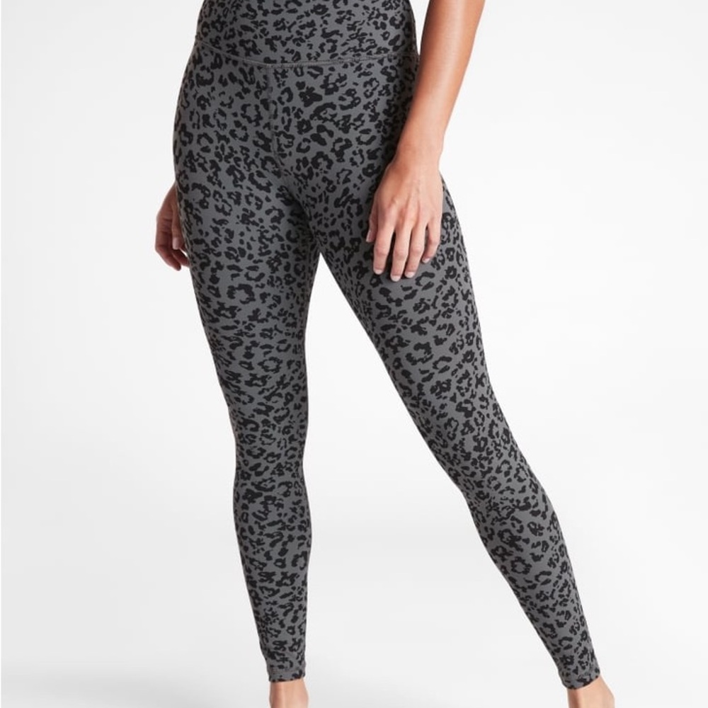 Athleta Elation Full Length Ultra High Rise Leopard Leggings Small